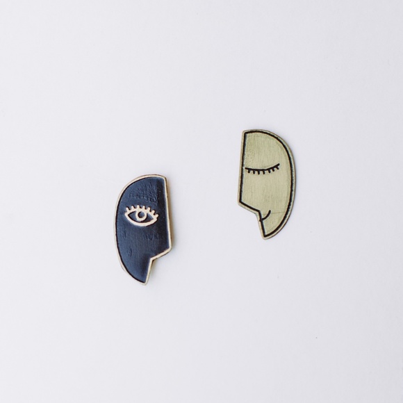 Mata Traders Jewelry - Of Two Minds Studs